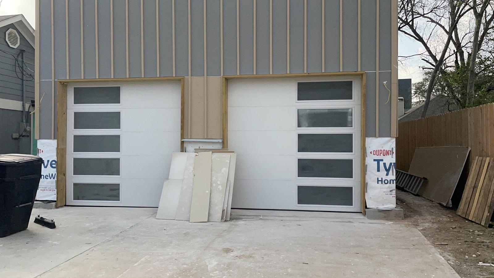Residential Garage Door Service in Atascocita, TX by Lemus Garage Door Services — Licensed & Insured, (281) 906-4783
